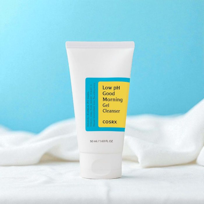COSRX Low pH Good Morning Gel Cleanser Miniature (50mL) - Image 3